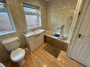 Photo 19- click for photo gallery